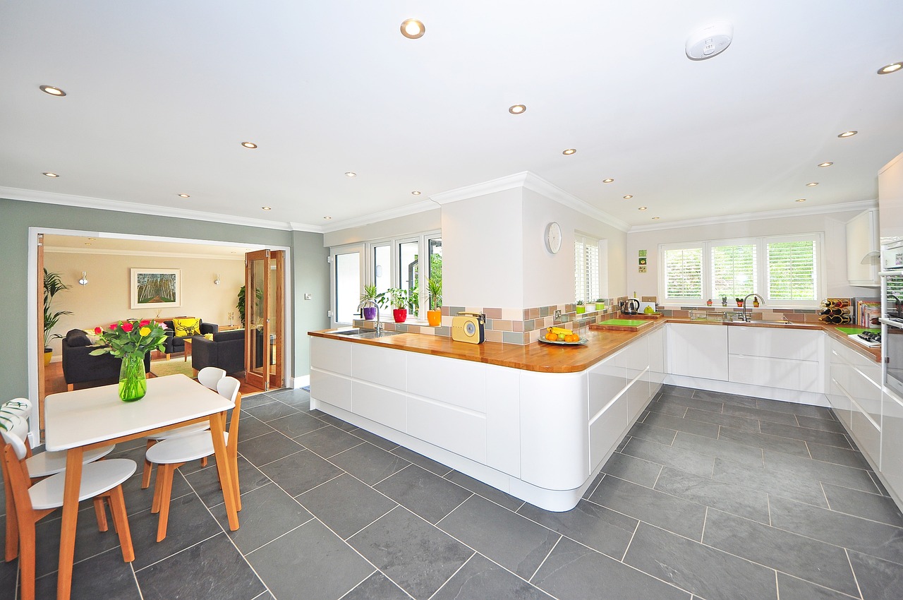 parallel-kitchen